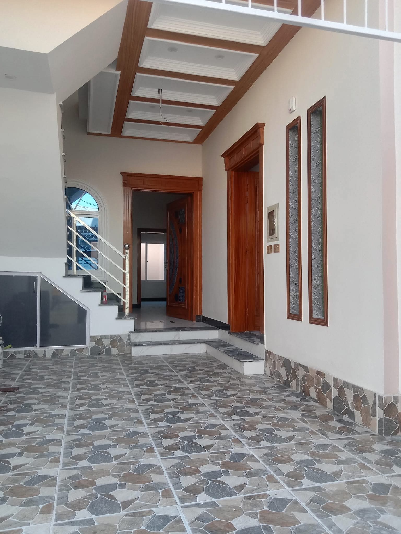 Spanish-Style House - Image 2