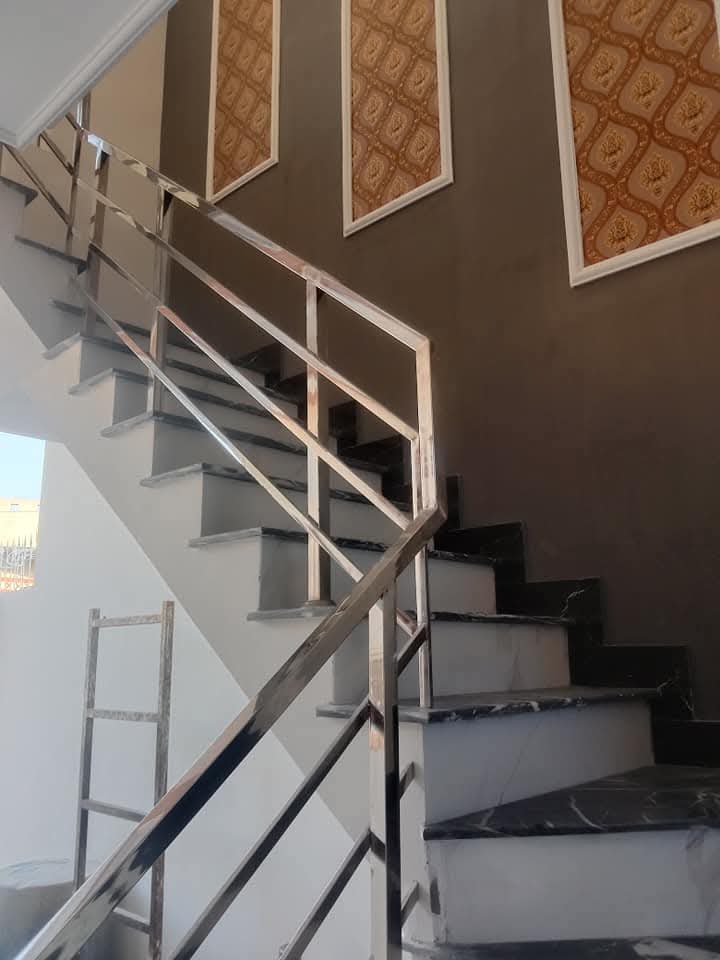 Spanish-Style House - Image 7